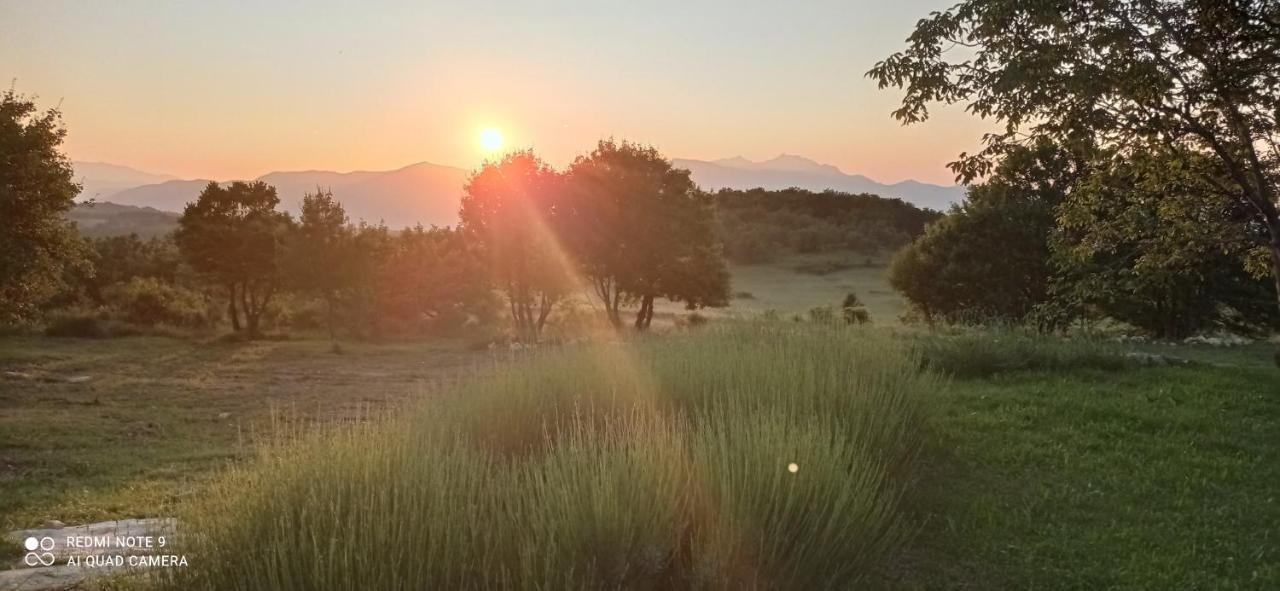 Terrae Eremis: Ristorante, Bar, B&B Roccamorice Bagian luar foto